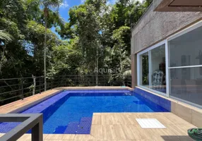 Foto 1 de Casa com 4 Quartos à venda, 700m² em Balneário Praia do Perequê , Guarujá