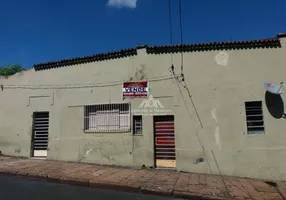 Foto 1 de Casa com 3 Quartos à venda, 107m² em Centro, Ribeirão Preto