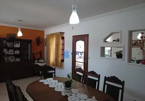 Foto 1 de Casa com 4 Quartos à venda, 216m² em Maringa, Londrina