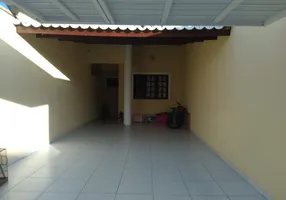 Foto 1 de Casa com 2 Quartos à venda, 90m² em Prefeito José Walter, Fortaleza