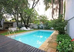 Foto 1 de Casa com 4 Quartos à venda, 589m² em Cidade Jardim, São Paulo