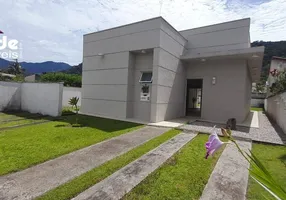 Foto 1 de Casa com 3 Quartos à venda, 124m² em Mar Verde, Caraguatatuba