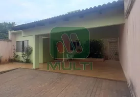 Foto 1 de Casa com 3 Quartos à venda, 151m² em Vila Oswaldo, Uberlândia