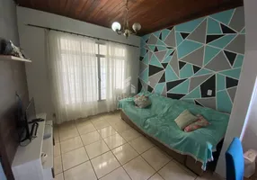 Foto 1 de Casa com 4 Quartos à venda, 132m² em Barreiros, São José