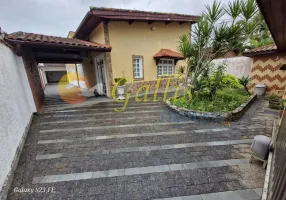 Foto 1 de Casa com 3 Quartos à venda, 180m² em Balneario Florida, Praia Grande
