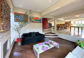 Foto 1 de Casa de Condomínio com 3 Quartos à venda, 309m² em Jardim Passárgada, Cotia