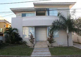 Foto 1 de Casa de Condomínio com 4 Quartos à venda, 380m² em Parque Pecuária, Campos dos Goytacazes