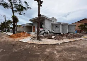 Foto 1 de Casa com 3 Quartos à venda, 120m² em Bosque Beira Rio, Rio das Ostras