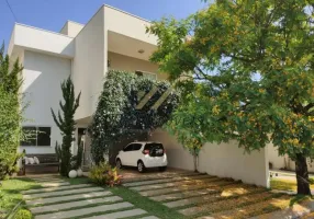 Foto 1 de Casa de Condomínio com 3 Quartos à venda, 200m² em Bosque de São Carlos, São Carlos