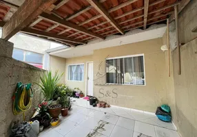 Foto 1 de Casa com 2 Quartos à venda, 54m² em Planta Deodoro, Piraquara