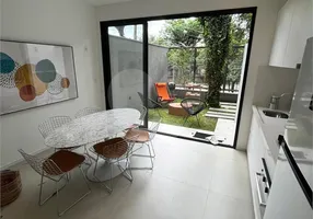 Foto 1 de Casa com 2 Quartos à venda, 112m² em Vila Mariana, São Paulo