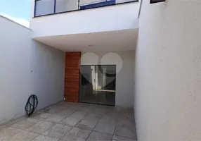 Foto 1 de Casa de Condomínio com 2 Quartos à venda, 110m² em Campo Grande, Rio de Janeiro