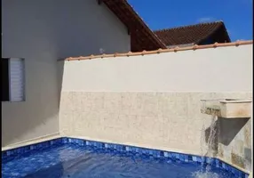 Foto 1 de Casa com 2 Quartos à venda, 74m² em Balneario Samas, Mongaguá