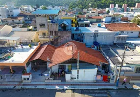 Foto 1 de Casa com 4 Quartos à venda, 247m² em Nacoes, Balneário Camboriú