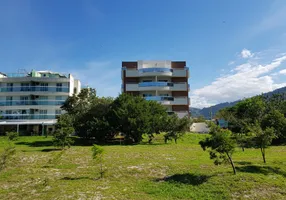 Foto 1 de Apartamento com 3 Quartos à venda, 130m² em Condomínio Reserva do Sahy, Mangaratiba