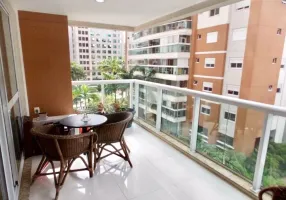 Foto 1 de Apartamento com 2 Quartos à venda, 92m² em Vila Olímpia, São Paulo