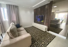 Foto 1 de Apartamento com 3 Quartos para alugar, 116m² em Meia Praia, Itapema