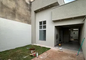 Foto 1 de Casa com 3 Quartos à venda, 81m² em Papagaio, Feira de Santana