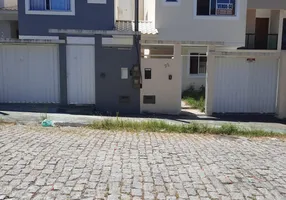 Foto 1 de Casa de Condomínio com 3 Quartos à venda, 132m² em Lagoa, Macaé