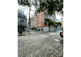 Foto 1 de Cobertura com 3 Quartos à venda, 215m² em Centro, Nova Friburgo