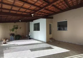 Foto 1 de Casa com 2 Quartos à venda, 150m² em Lagoa Santa, Governador Valadares