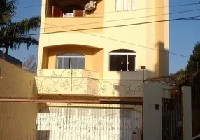 Foto 1 de Sobrado com 4 Quartos à venda, 407m² em Vila Cecilia Maria, Santo André