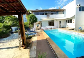 Foto 1 de Casa com 4 Quartos à venda, 318m² em Curicica, Rio de Janeiro