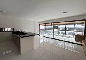 Foto 1 de Apartamento com 2 Quartos para alugar, 90m² em Centro, Juiz de Fora