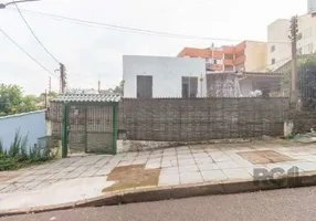 Foto 1 de Casa com 4 Quartos à venda, 160m² em Santa Tereza, Porto Alegre