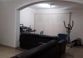 Foto 1 de Sobrado com 3 Quartos à venda, 332m² em Utinga, Santo André