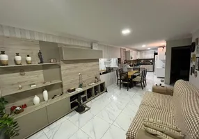 Foto 1 de Casa com 4 Quartos à venda, 200m² em Messejana, Fortaleza