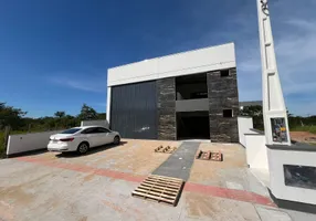 Foto 1 de Galpão/Depósito/Armazém para alugar, 266m² em Sertao do Maruim, São José