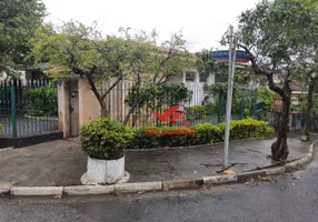 Foto 1 de Casa com 3 Quartos para alugar, 297m² em Jardim Bonfiglioli, São Paulo