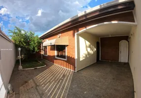 Foto 1 de Casa com 3 Quartos à venda, 120m² em Vila Creti, Barueri