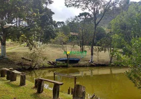 Foto 1 de Fazenda/Sítio com 3 Quartos à venda, 180m² em Vila Unidos, São José dos Campos