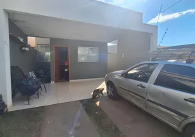 Foto 1 de Casa com 3 Quartos à venda, 90m² em Bonjardim, Campo Grande