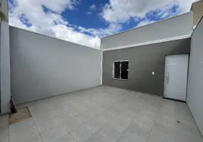 Foto 1 de Casa com 2 Quartos à venda, 75m² em Residencial Livia, Botucatu