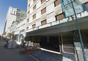 Ponto Comercial na Praça Montevidéo, 6446486, Centro Histórico em Porto  Alegre, por R$ 295.000 - Viva Real