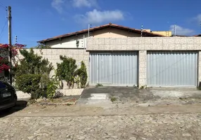 Foto 1 de Casa com 4 Quartos à venda, 149m² em Edson Queiroz, Fortaleza