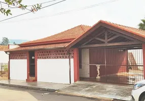 Foto 1 de Casa com 2 Quartos à venda, 155m² em Vila Nova, São Pedro