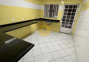 Foto 1 de Casa com 2 Quartos à venda, 90m² em Cidade Intercap, Taboão da Serra