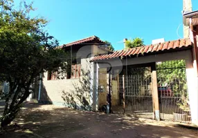Foto 1 de Casa com 3 Quartos à venda, 200m² em São João, Porto Alegre