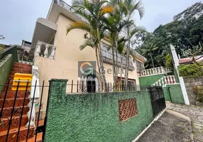 Foto 1 de Casa com 4 Quartos à venda, 200m² em Castelanea, Petrópolis