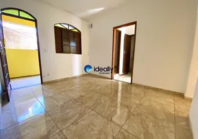 Foto 1 de Casa com 2 Quartos para alugar, 85m² em Serrano, Belo Horizonte