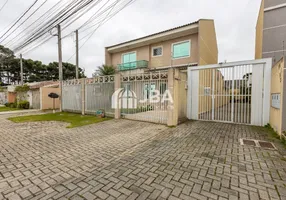 Foto 1 de Sobrado com 3 Quartos à venda, 121m² em Uberaba, Curitiba