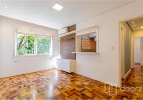 Foto 1 de Apartamento com 1 Quarto à venda, 42m² em Menino Deus, Porto Alegre