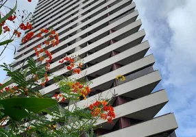 Foto 1 de Apartamento com 4 Quartos à venda, 230m² em Graças, Recife