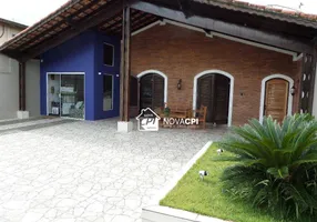 Foto 1 de Casa com 3 Quartos à venda, 270m² em Boqueirão, Praia Grande