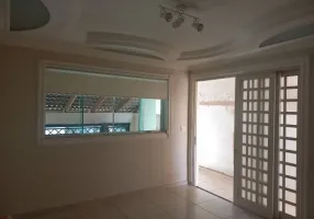 Foto 1 de Casa com 3 Quartos para alugar, 132m² em Jardim São Paulo, Americana