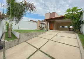 Foto 1 de Casa com 2 Quartos à venda, 65m² em Centro, Itapema